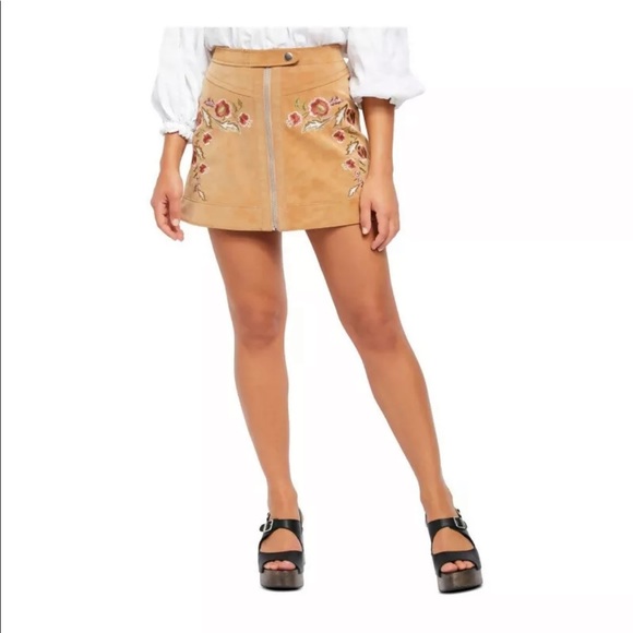 Free People Dresses & Skirts - FP floral skirt